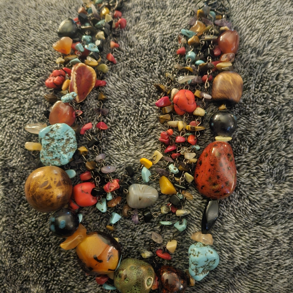UNIQUE VINTAGE CHUNKY ORGANIZED CHAOS MULTI LAYERED NECKLACE ! ALL REAL STONES